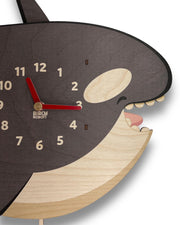 Bubbles the Orca Pendulum Clock