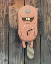 beaver pendulum clock
